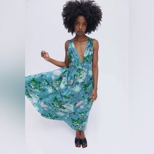 H&M Floral Lyocell Blend V-Neck Maxi Dress